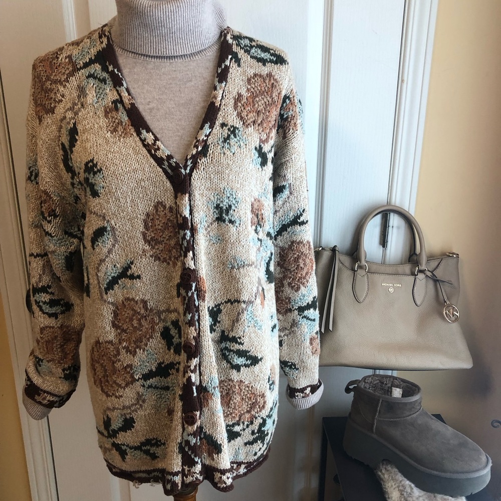 Vintage 90’s Floral distress Knit Button-Up Sweater Cardigan